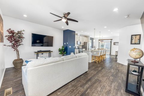 Tiny photo for 4213 Calder Lane, Aurora, IL 60504 (MLS # 12598469)