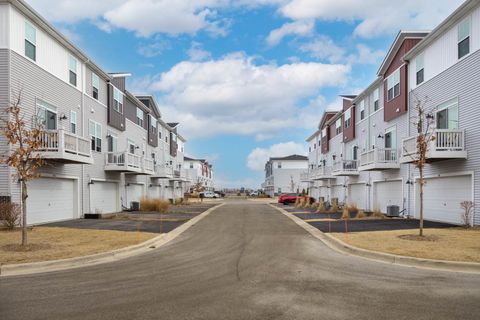 Tiny photo for 4213 Calder Lane, Aurora, IL 60504 (MLS # 12598469)