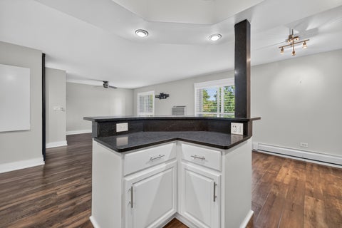 Tiny photo for 7211 Wolf Road #109A, Indian Head Park, IL 60525 (MLS # 12781536)