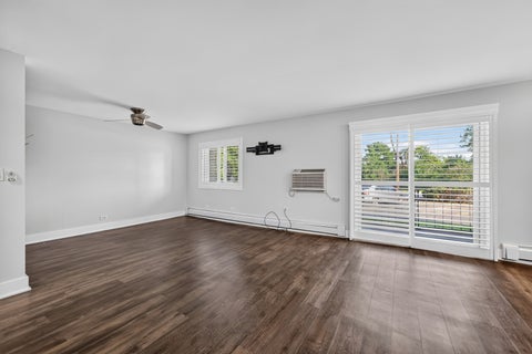 Tiny photo for 7211 Wolf Road #109A, Indian Head Park, IL 60525 (MLS # 12781536)