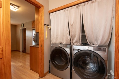 Tiny photo for 5900 107th Street, Chicago Ridge, IL 60415 (MLS # 12754719)