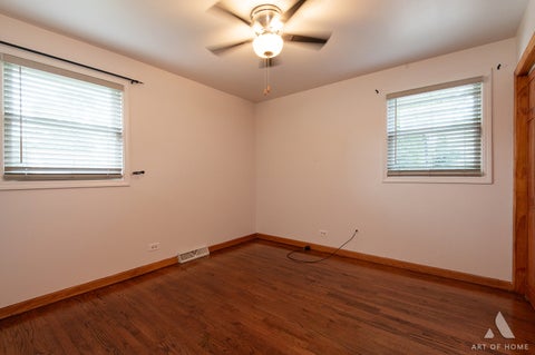 Tiny photo for 5900 107th Street, Chicago Ridge, IL 60415 (MLS # 12754719)