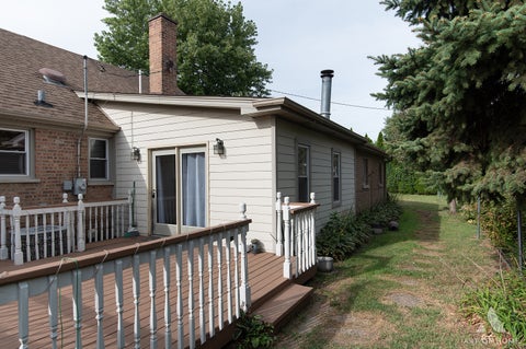 Tiny photo for 5900 107th Street, Chicago Ridge, IL 60415 (MLS # 12754719)