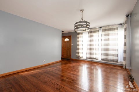Tiny photo for 5900 107th Street, Chicago Ridge, IL 60415 (MLS # 12754719)