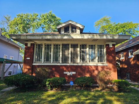 Photo of 8028 S Bennett Avenue, Chicago, IL 60617 (MLS # 12615903)