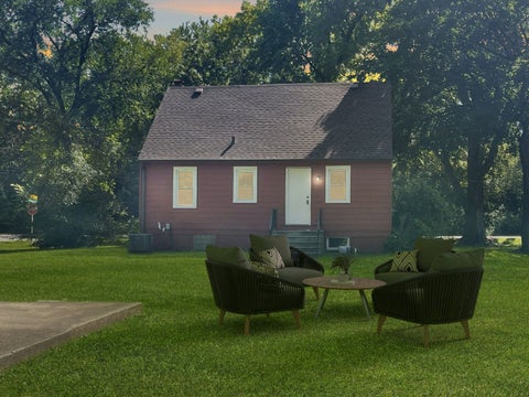 Tiny photo for 37960 N North Avenue, Beach Park, IL 60087 (MLS # 12721624)