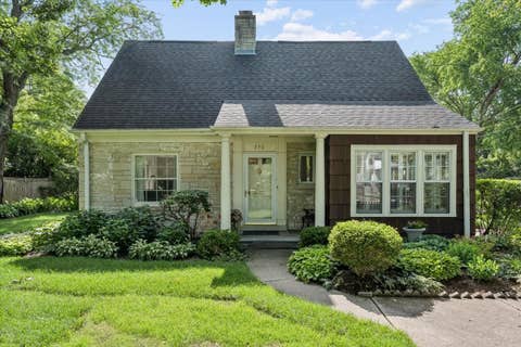 Tiny photo for 376 Rosewood Avenue, Winnetka, IL 60093 (MLS # 12671135)