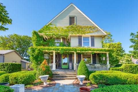 Photo of 428 W State Street, Geneva, IL 60134 (MLS # 12750712)