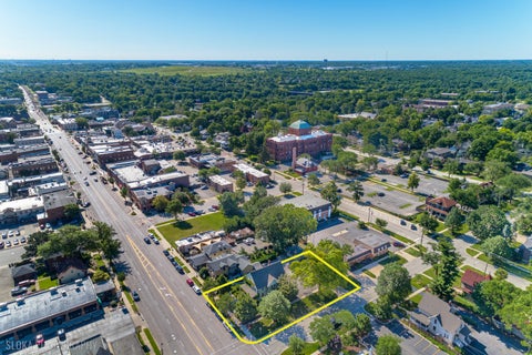 Tiny photo for 428 W State Street, Geneva, IL 60134 (MLS # 12750712)