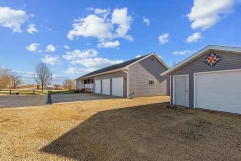 Tiny photo for 2849 262nd Street, Dewitt, IA 52742 (MLS # 100000559)