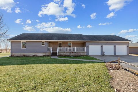 Tiny photo for 2849 262nd Street, Dewitt, IA 52742 (MLS # 100000559)