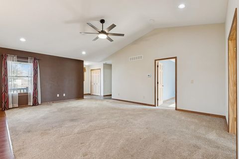 Tiny photo for 2849 262nd Street, Dewitt, IA 52742 (MLS # 100000559)