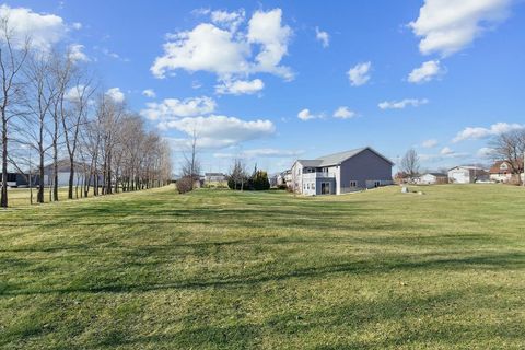 Tiny photo for 2849 262nd Street, Dewitt, IA 52742 (MLS # 100000559)
