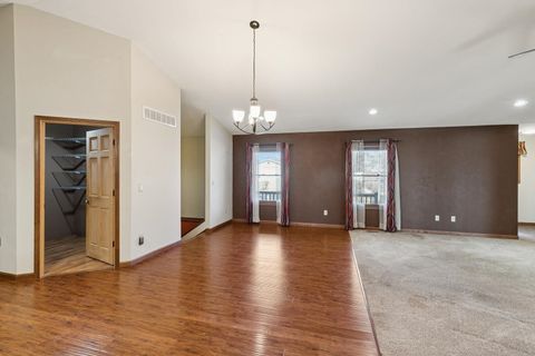 Tiny photo for 2849 262nd Street, Dewitt, IA 52742 (MLS # 100000559)