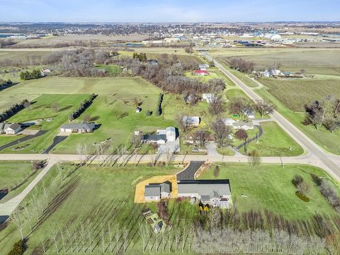 Tiny photo for 2849 262nd Street, Dewitt, IA 52742 (MLS # 100000559)