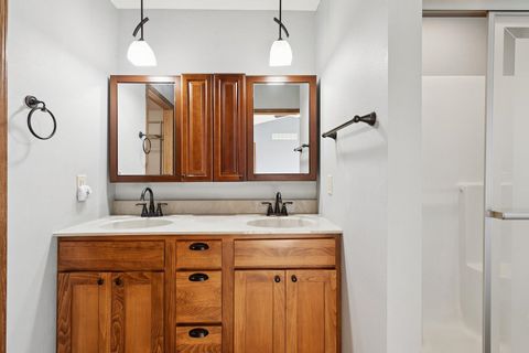 Tiny photo for 2849 262nd Street, Dewitt, IA 52742 (MLS # 100000559)