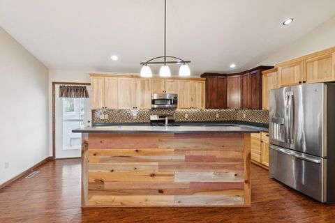 Tiny photo for 2849 262nd Street, Dewitt, IA 52742 (MLS # 100000559)