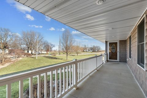Tiny photo for 2849 262nd Street, Dewitt, IA 52742 (MLS # 100000559)