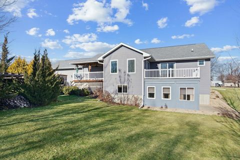 Tiny photo for 2849 262nd Street, Dewitt, IA 52742 (MLS # 100000559)