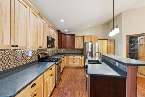 Tiny photo for 2849 262nd Street, Dewitt, IA 52742 (MLS # 100000559)