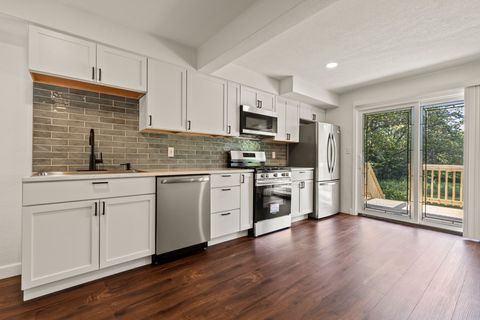 Tiny photo for 7330 Olde Creek Road, Rockford, IL 61114 (MLS # 12515277)