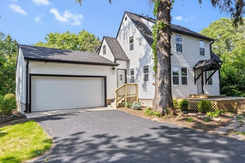 Photo of 7330 Olde Creek Road, Rockford, IL 61114 (MLS # 12515277)