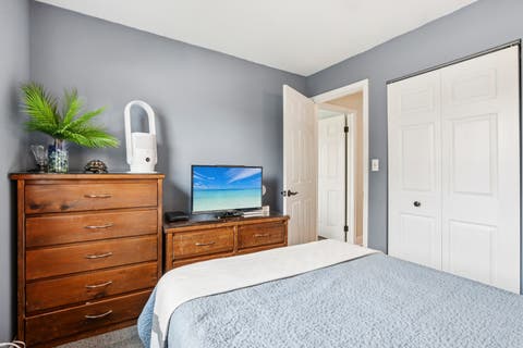 Tiny photo for 1350 Rock Cove Court, Hoffman Estates, IL 60192 (MLS # 12724976)