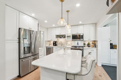 Tiny photo for 1350 Rock Cove Court, Hoffman Estates, IL 60192 (MLS # 12724976)