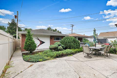 Tiny photo for 7539 W Strong Street, Harwood Heights, IL 60706 (MLS # 12732695)