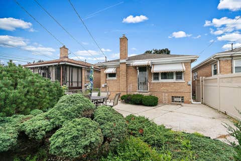 Tiny photo for 7539 W Strong Street, Harwood Heights, IL 60706 (MLS # 12732695)