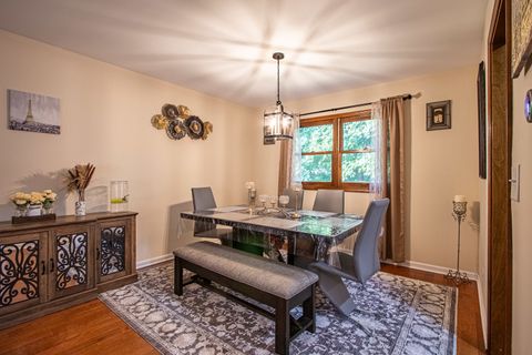 Tiny photo for 1201 Pinetree Lane, Bartlett, IL 60103 (MLS # 12608264)