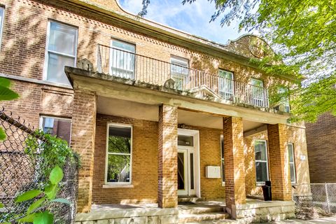 2325 N Cambridge Avenue 1 Chicago IL 60614