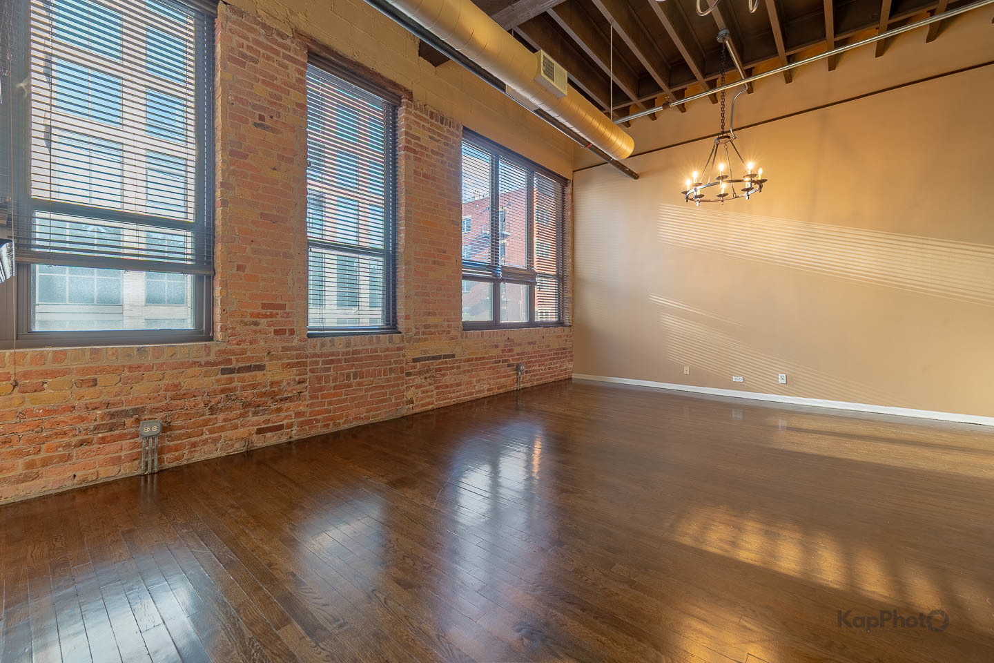22 N Morgan Street 211
