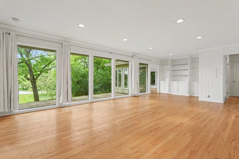 Tiny photo for 61 Timberlake Road, Barrington, IL 60010 (MLS # 12759954)