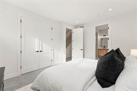 Tiny photo for 2852 W Lyndale Street #1, Chicago, IL 60647 (MLS # 12521369)