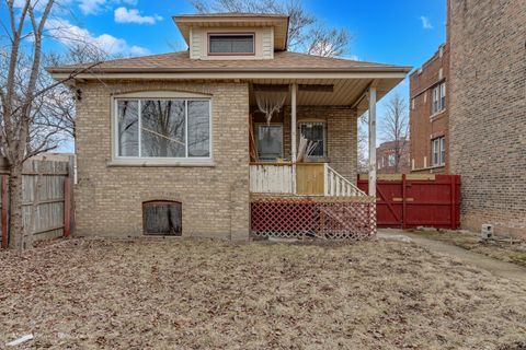 Tiny photo for 8714 S May Street, Chicago, IL 60620 (MLS # 12583897)