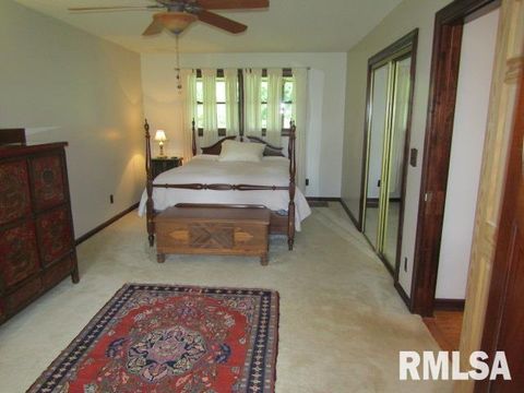 Tiny photo for 72 Shewmaker Road, Cave In Rock, IL 62919 (MLS # EB458156)