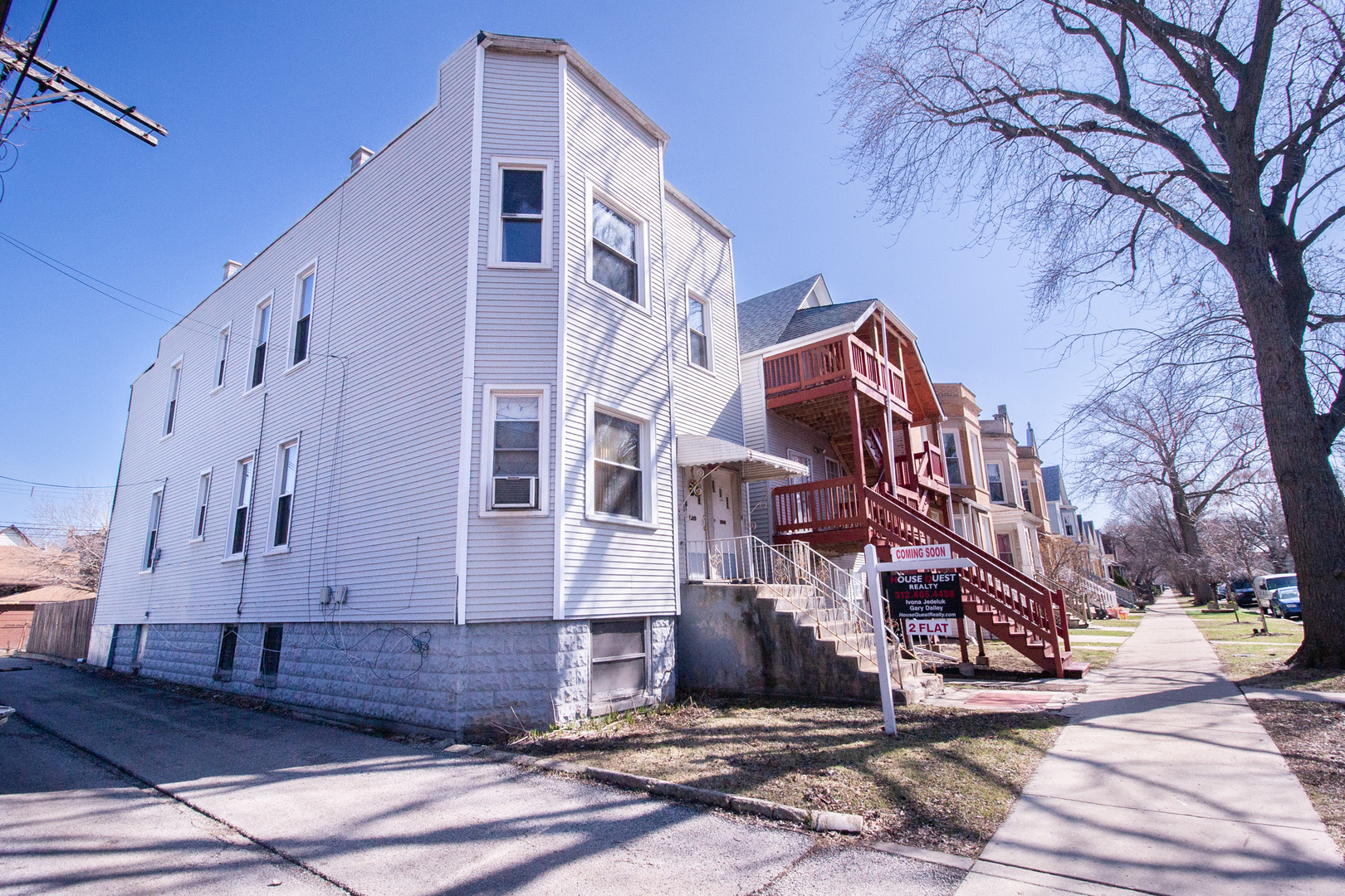 2545 N Monticello Avenue