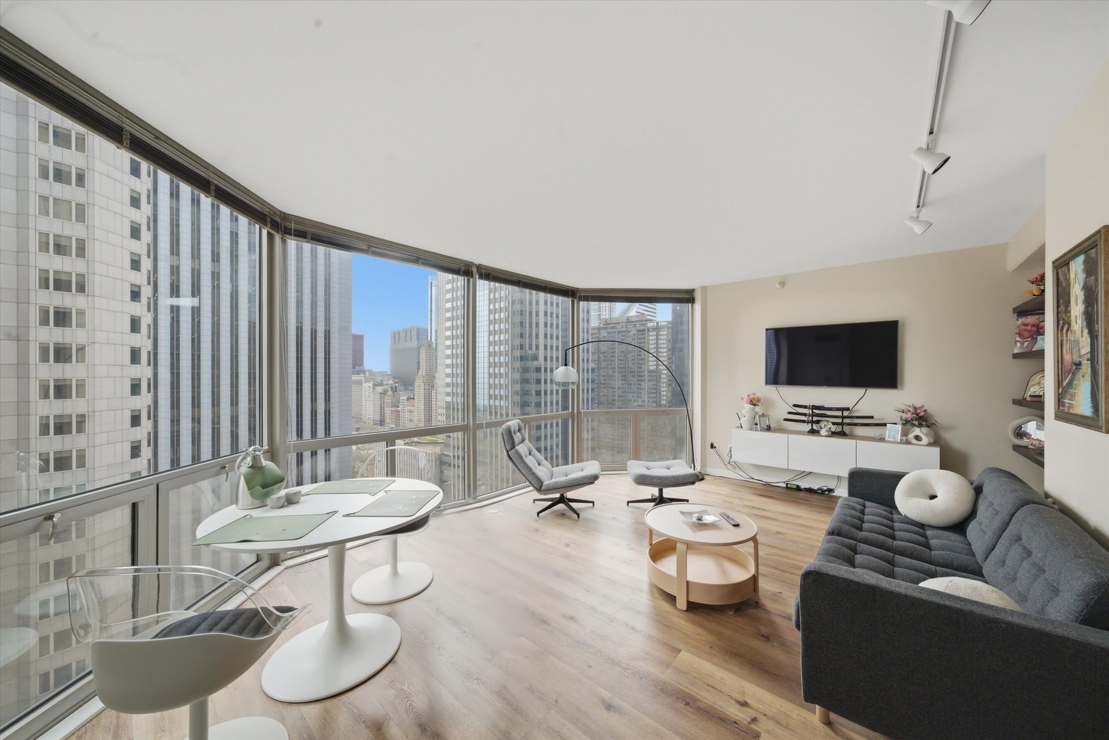 222 N Columbus Drive 2510