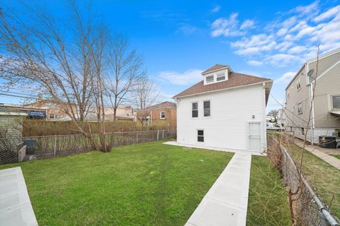 Tiny photo for 5237 S Long Avenue, Chicago, IL 60638 (MLS # 12479089)