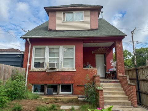 Photo of 4028 W wilcox Street, Chicago, IL 60624 (MLS # 12737048)