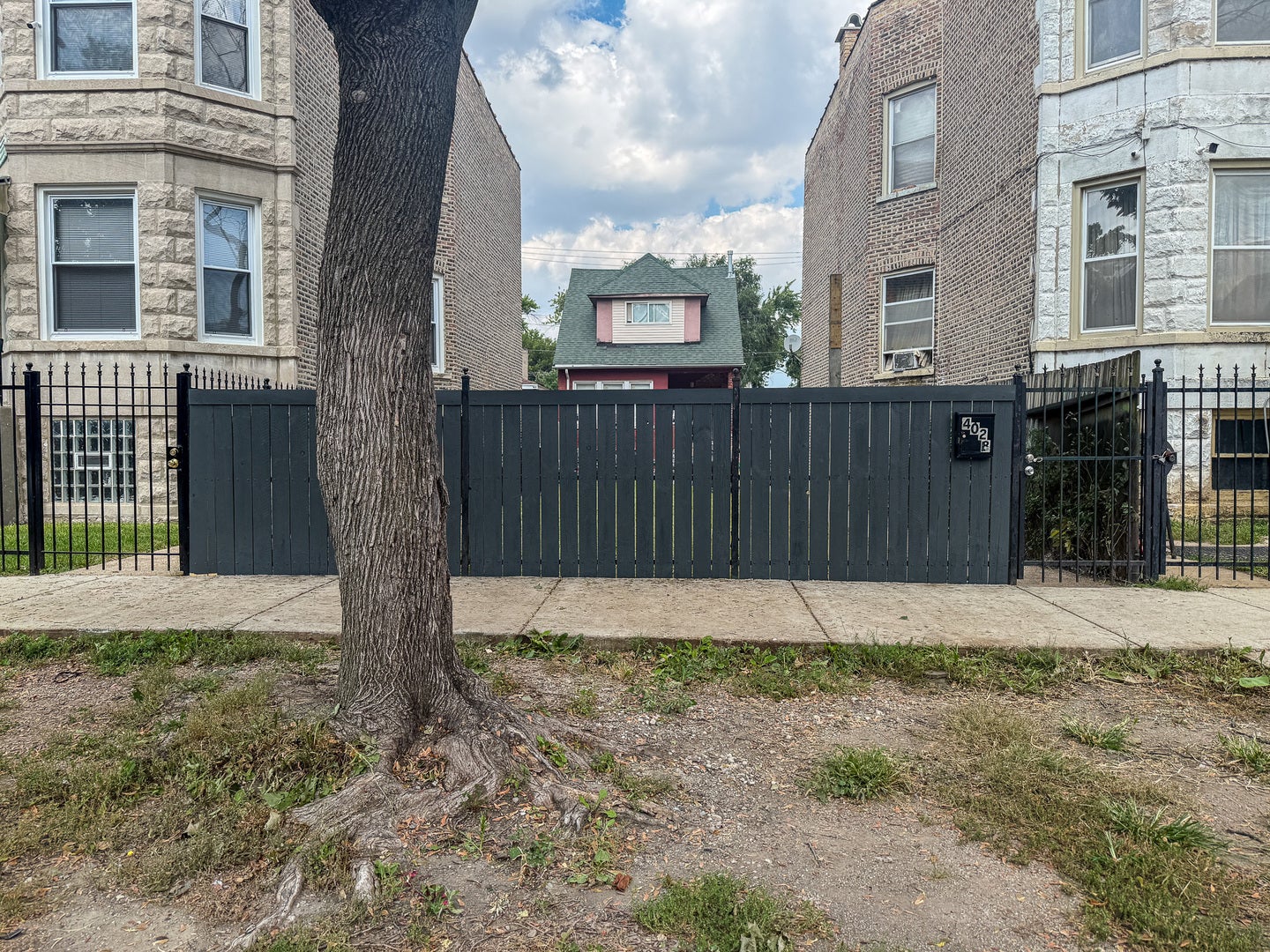 4028 W wilcox Street