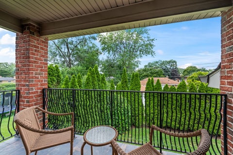 Tiny photo for 6834 N Kedvale Avenue, Lincolnwood, IL 60712 (MLS # 12713145)