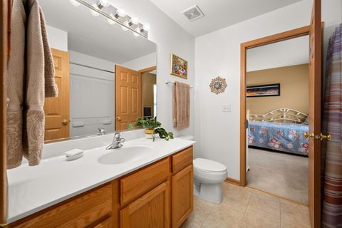 Tiny photo for 1531 Legacy Drive #4, DeKalb, IL 60115 (MLS # 12610109)