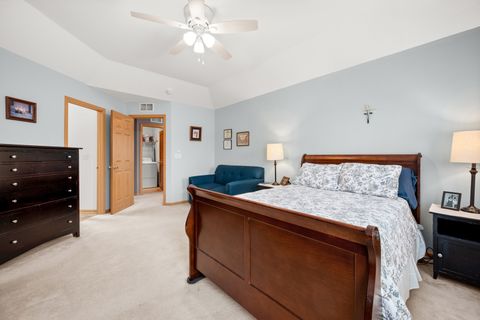 Tiny photo for 1531 Legacy Drive #4, DeKalb, IL 60115 (MLS # 12610109)