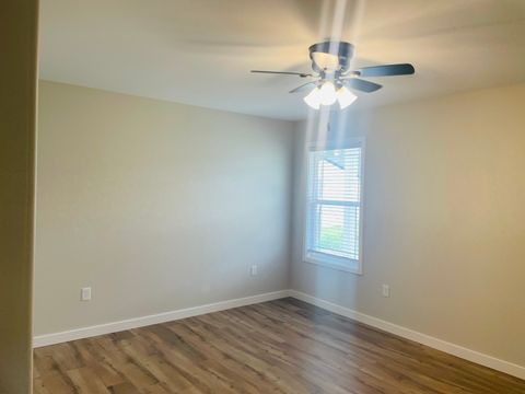 Tiny photo for 1501 B N Russell Street, Marion, IL 62959 (MLS # 12677277)