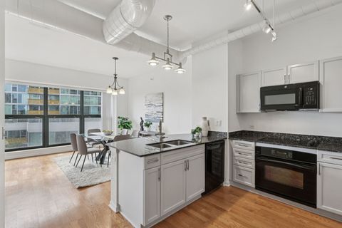 Tiny photo for 807 Davis Street #403, Evanston, IL 60201 (MLS # 12517418)