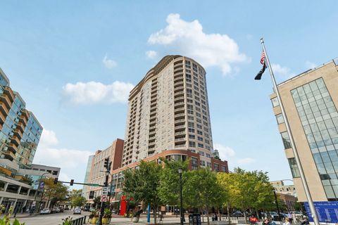 Tiny photo for 807 Davis Street #403, Evanston, IL 60201 (MLS # 12517418)
