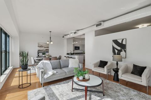 Tiny photo for 807 Davis Street #403, Evanston, IL 60201 (MLS # 12517418)