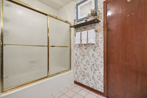 Tiny photo for 6433 W 82nd Street, Burbank, IL 60459 (MLS # 12636614)
